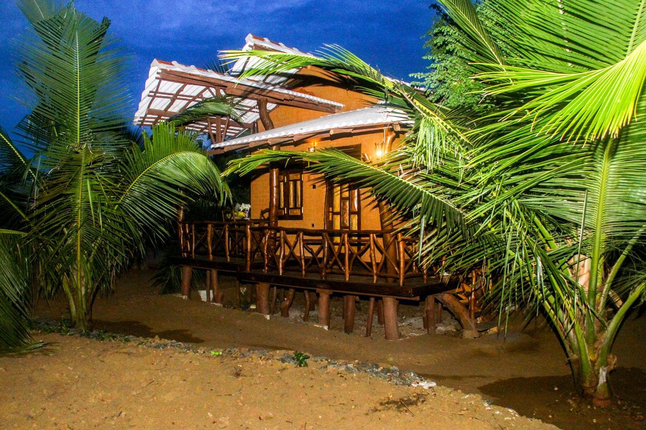 Yalaway Nature Villa 티사마하라마 외부 사진