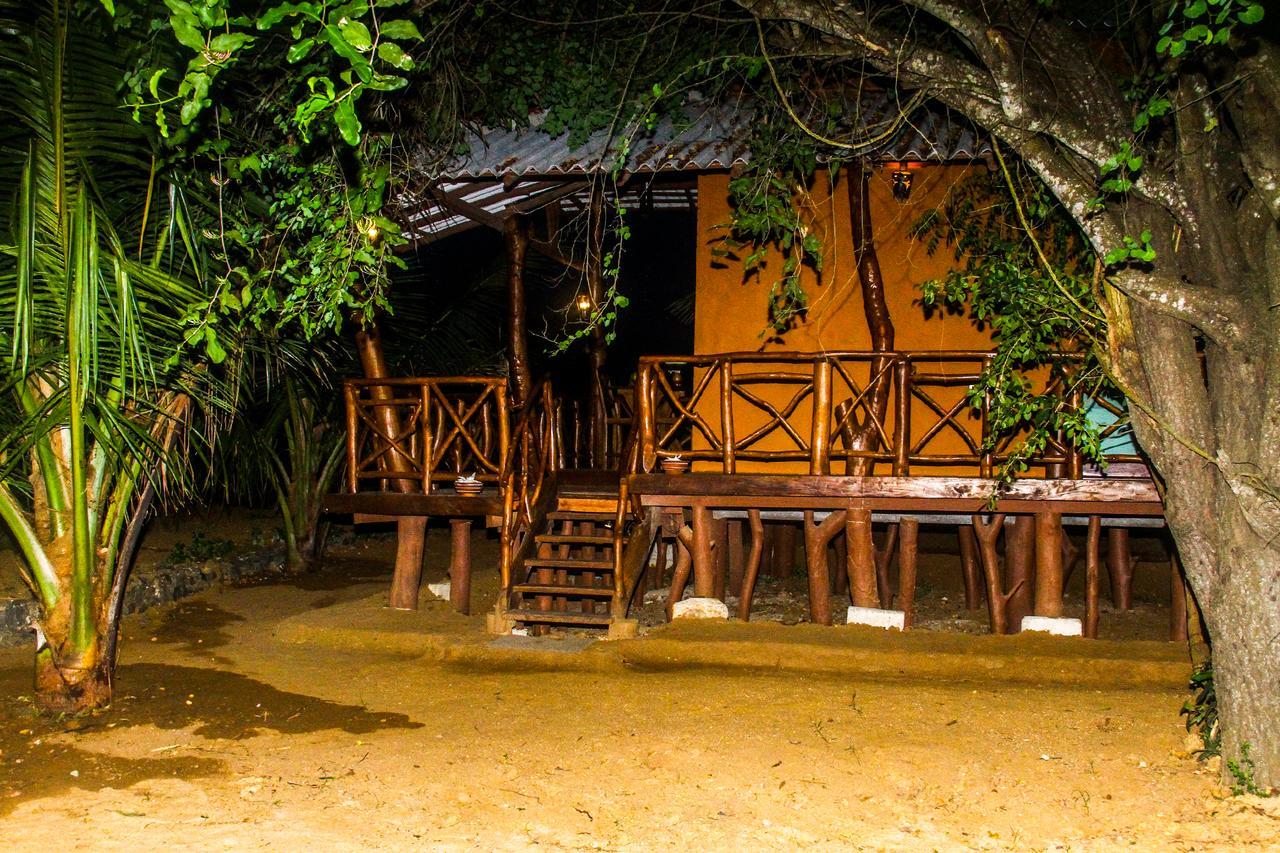 Yalaway Nature Villa 티사마하라마 외부 사진