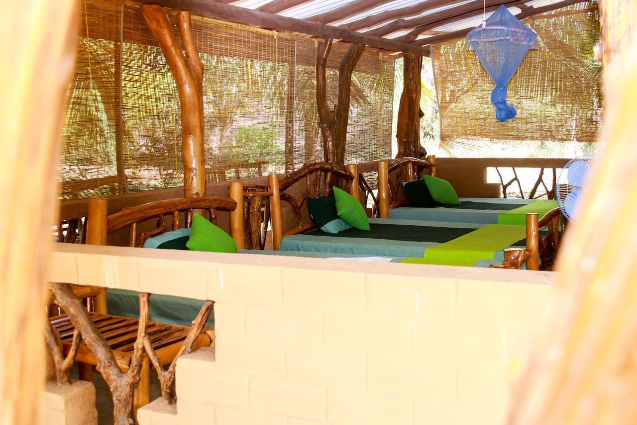 Yalaway Nature Villa 티사마하라마 외부 사진