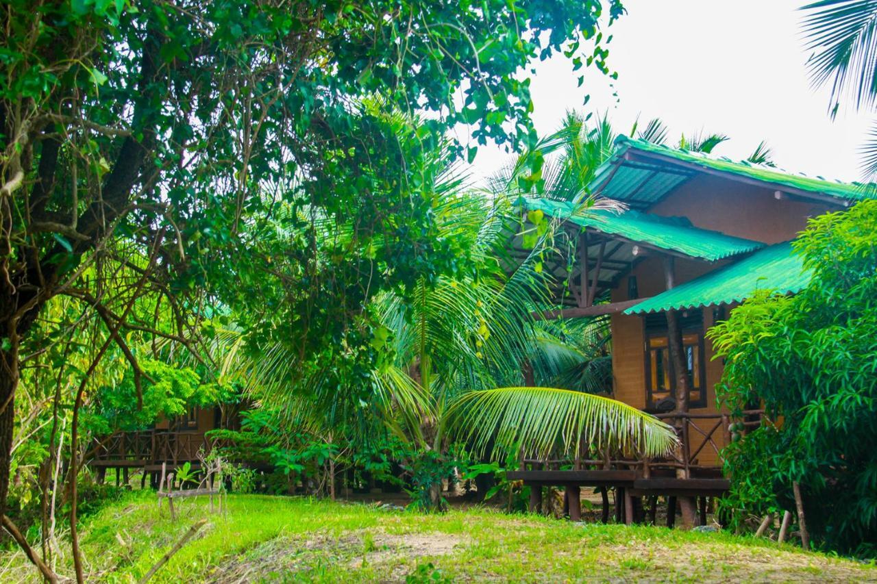 Yalaway Nature Villa 티사마하라마 외부 사진