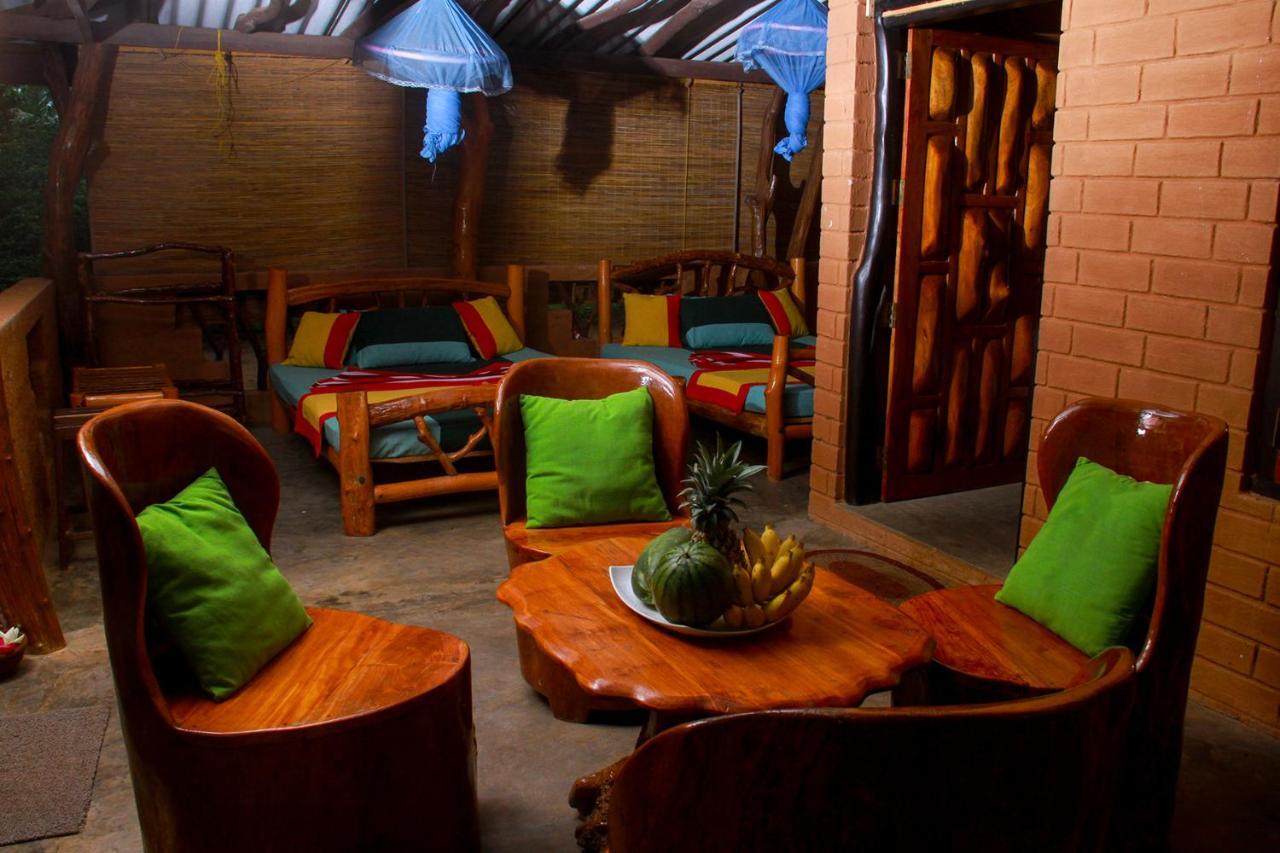 Yalaway Nature Villa 티사마하라마 외부 사진