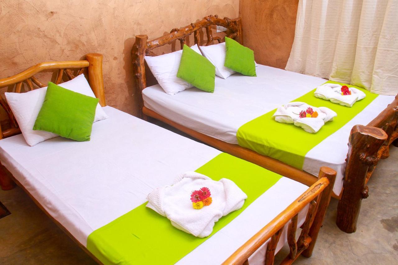 Yalaway Nature Villa 티사마하라마 외부 사진