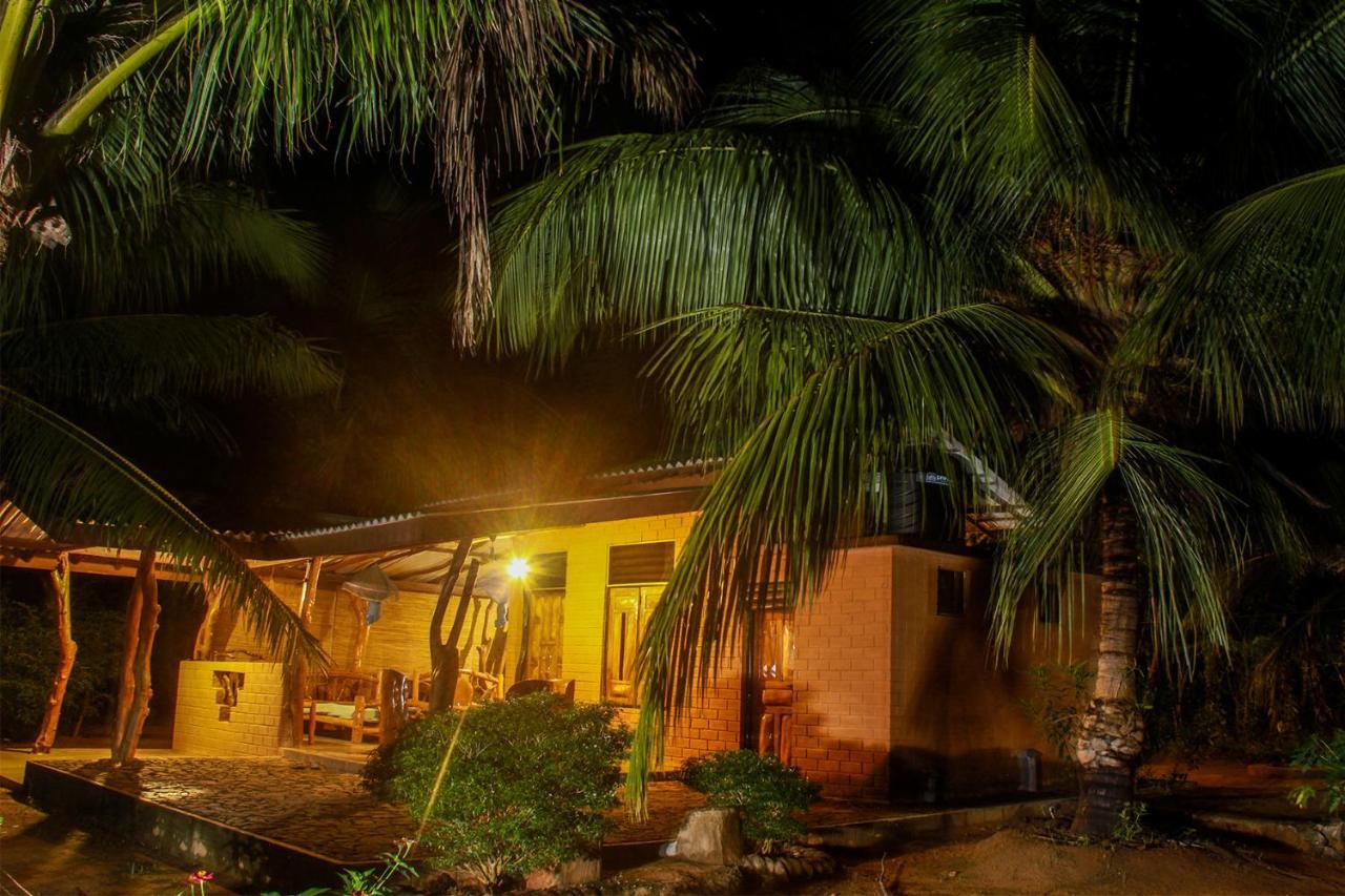 Yalaway Nature Villa 티사마하라마 외부 사진
